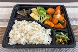 野菜も主役!ゴロゴロ甘辛チキン