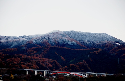 山々の雪化粧