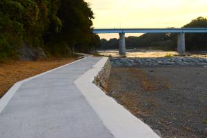 親水遊歩道の画像